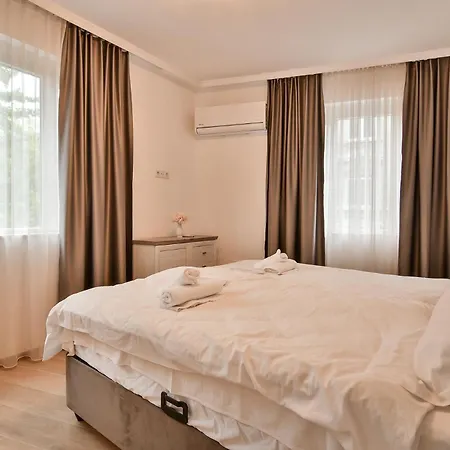 Center 2br Next To Sea Варна