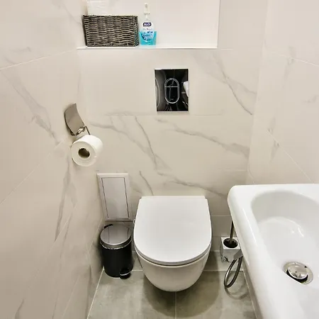 Center 2br Next To Sea Lägenhet Varna