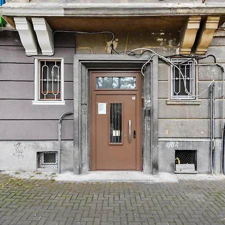 Center 2br Next To Sea Lägenhet